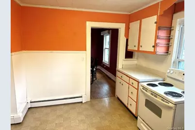 44 Davis Avenue, Poughkeepsie, NY 12603 - Photo 11