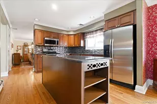 1844 Jefferson Ave, North Bellmore, NY 11710 - Photo 11