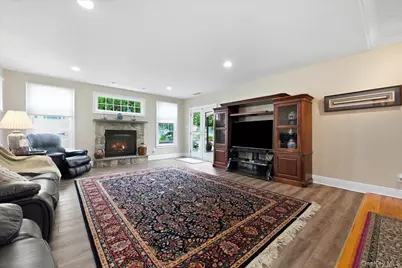 1844 Jefferson Avenue, North Bellmore, NY 11710 - Photo 21