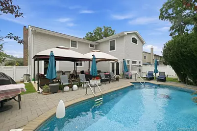1844 Jefferson Avenue, North Bellmore, NY 11710 - Photo 33