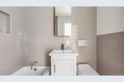 14809 Northern Boulevard #5J, Flushing, NY 11354 - Photo 13