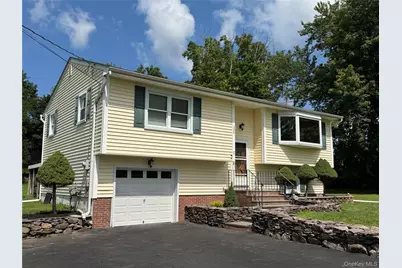 17 Hunter Street, Highland Mills, NY 10930 - Photo 3