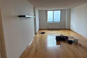 1 Bay Club Dr, Bayside, NY 11360 - Photo 5
