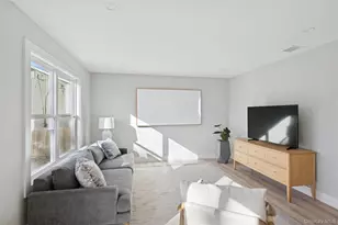 909 Ostrander Ave, Riverhead, NY 11901 - Photo 9