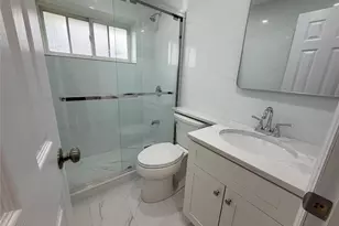 190 Meridian Rd, Levittown, NY 11756 - Photo 11