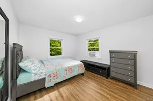 9 Van Cedar St, Brentwood, NY 11717 - Photo 23