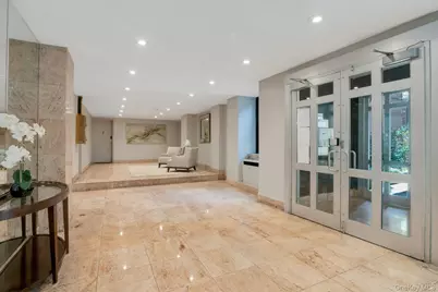 445 W 240th Street #6A, Bronx, NY 10463 - Photo 5