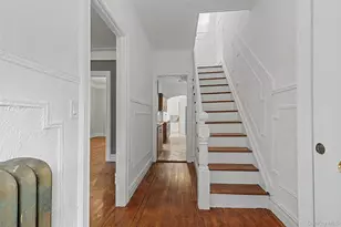 1085 Sackett Ave, Bronx, NY 10461 - Photo 11
