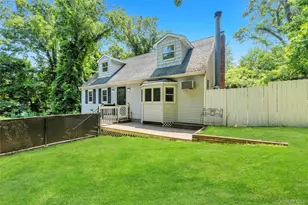 14 Seaside Ave, Sound Beach, NY 11789 - Photo 3
