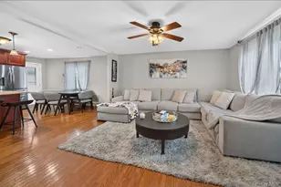 60 Lincoln Ave, Deer Park, NY 11729 - Photo 9