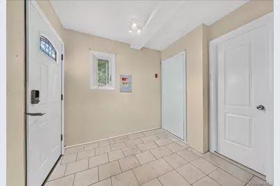 60 Lincoln Avenue, Deer Park, NY 11729 - Photo 15