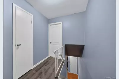 60 Lincoln Avenue, Deer Park, NY 11729 - Photo 19