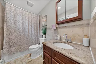 60 Lincoln Ave, Deer Park, NY 11729 - Photo 23