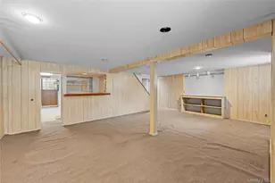 18 Lynton Rd, Albertson, NY 11507 - Photo 31