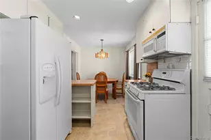 18 Lynton Rd, Albertson, NY 11507 - Photo 19