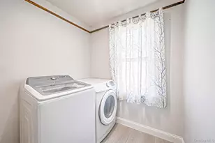 89 Avery Ave, Patchogue, NY 11772 - Photo 7