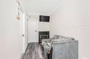 865 E 215th St, Bronx, NY 10467 - Photo 13