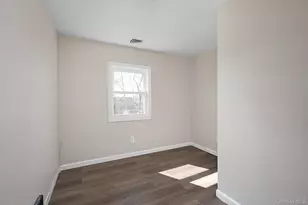 8 E 14th St, Huntington Station, NY 11746 - Photo 5