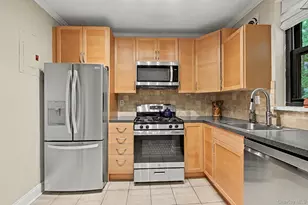 50 Rockledge Rd, Hartsdale, NY 10530 - Photo 7