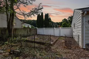 20 Revere Cir, Port Jefferson, NY 11776 - Photo 23