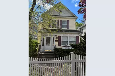 40 South Bayles Avenue #Upper, Port Washington, NY 11050 - Photo 3