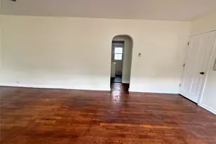 175 S Brookside Ave, Freeport, NY 11520 - Photo 11