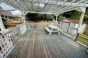 175 S Brookside Ave, Freeport, NY 11520 - Photo 29