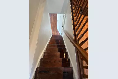 175 S Brookside Avenue, Freeport, NY 11520 - Photo 23