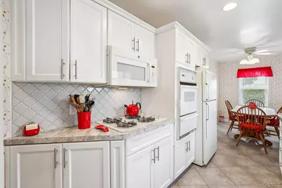 105 Hildreth Place, Yonkers, NY 10704 - Photo 13