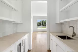 2 D'Amico Ct, Melville, NY 11747 - Photo 11