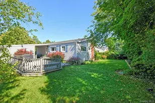 18 Shelter Hill Rd, Plainview, NY 11803 - Photo 19