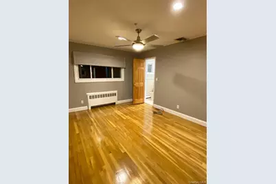 18 Shelter Hill Road, Plainview, NY 11803 - Photo 15