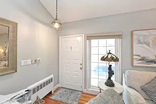18 Shelter Hill Rd, Plainview, NY 11803 - Photo 5