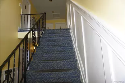 260 West Street #A8, Mount Kisco, NY 10549 - Photo 3