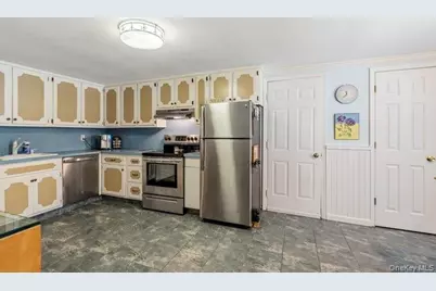 1 Grendon Lane, Farmingville, NY 11738 - Photo 13