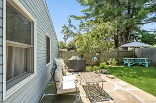 1 Grendon Ln, Farmingville, NY 11738 - Photo 29