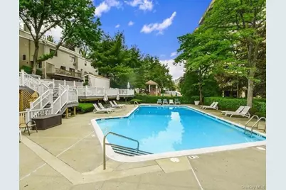 28 Hillside Terrace #F, White Plains, NY 10601 - Photo 13