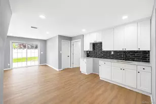 779 Peconic Ave, West Babylon, NY 11704 - Photo 29