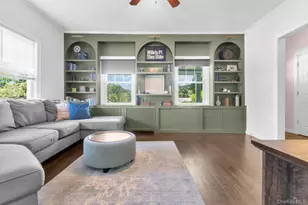 24 Howard Ave, Valhalla, NY 10595 - Photo 5