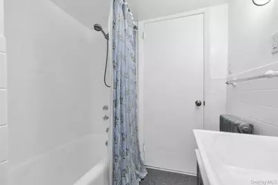 24 Howard Avenue, Valhalla, NY 10595 - Photo 33