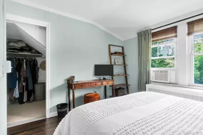 24 Howard Avenue, Valhalla, NY 10595 - Photo 29