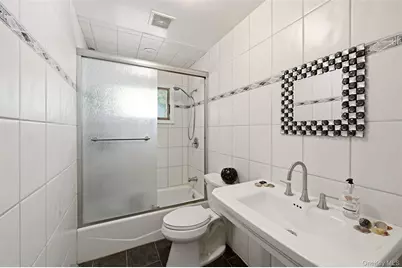7 Tupelo Street, Manorville, NY 11949 - Photo 15