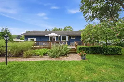 7 Tupelo Street, Manorville, NY 11949 - Photo 19