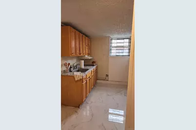 954 E 212th Street, Bronx, NY 10469 - Photo 17