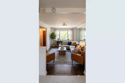 954 E 212th Street, Bronx, NY 10469 - Photo 5