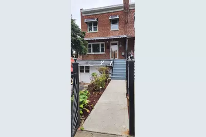 954 E 212th Street, Bronx, NY 10469 - Photo 1