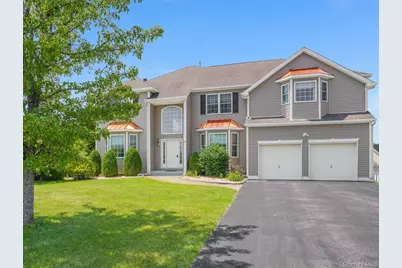 36 Thames Road, Poughkeepsie, NY 12603 - Photo 3