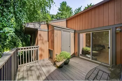 231 Martling Avenue, Tarrytown, NY 10591 - Photo 27