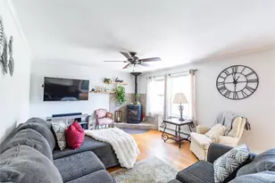 9 3rd Ave, Rhinebeck, NY 12572 - Photo 13