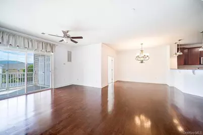 732 Regency Drive, Fishkill, NY 12524 - Photo 7